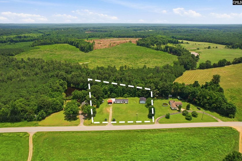 Welcome to 7580 Columbia Highway-where modern updates meet - photo 44