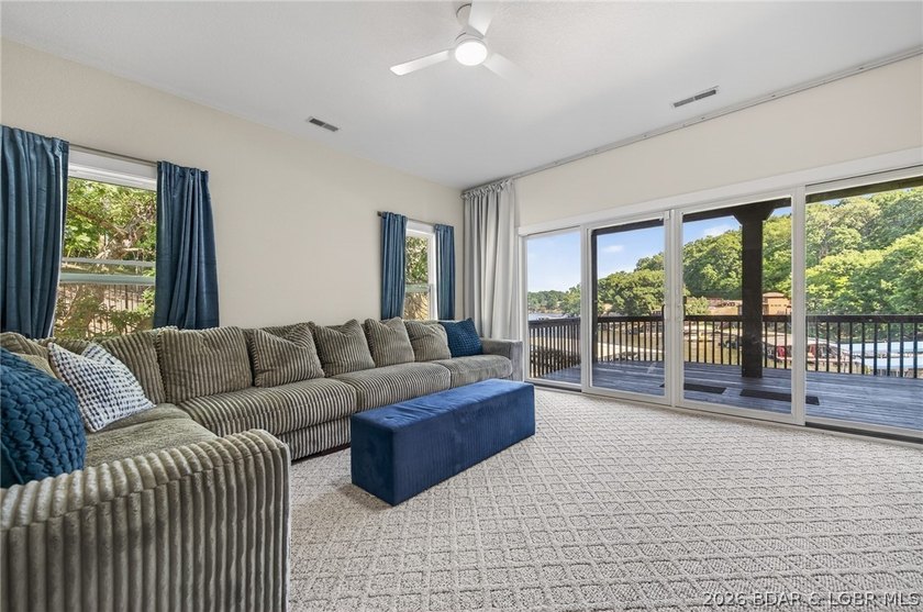 Absolutely charming lake home completely remodeled with great - photo 15