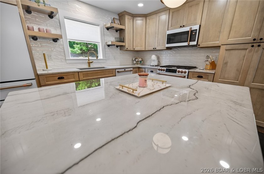 Absolutely charming lake home completely remodeled with great - photo 21