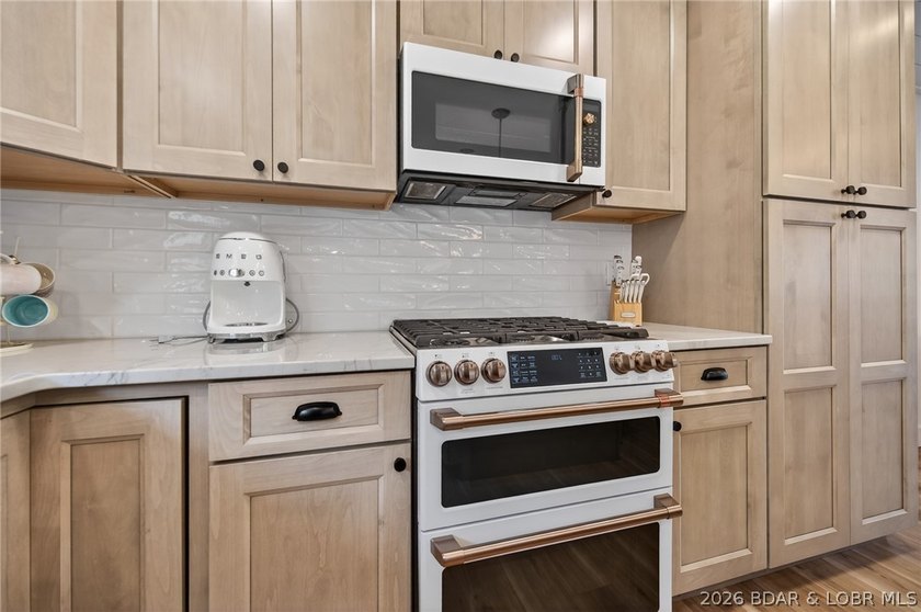 Absolutely charming lake home completely remodeled with great - photo 23