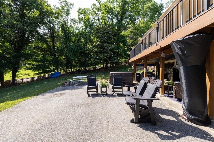 Lakefront living at its finest! Nestled on a beautiful 1-acre - photo 41