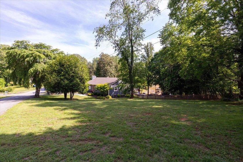 Lakefront living at its finest! Nestled on a beautiful 1-acre - photo 45