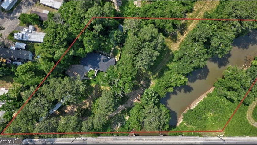 This recently renovated to the studs property is the perfect - photo 7