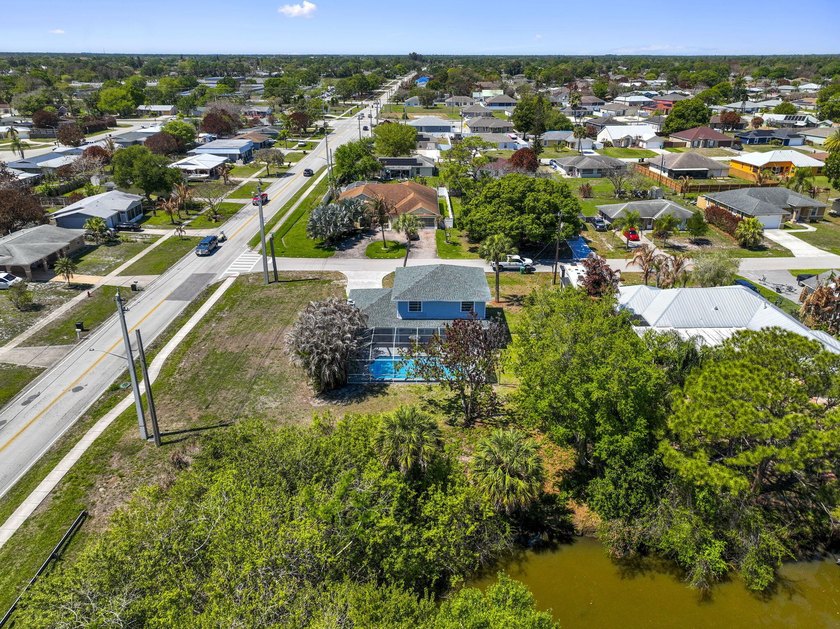 Positioned on a navigable finger of the St. Lucie River with - photo 53