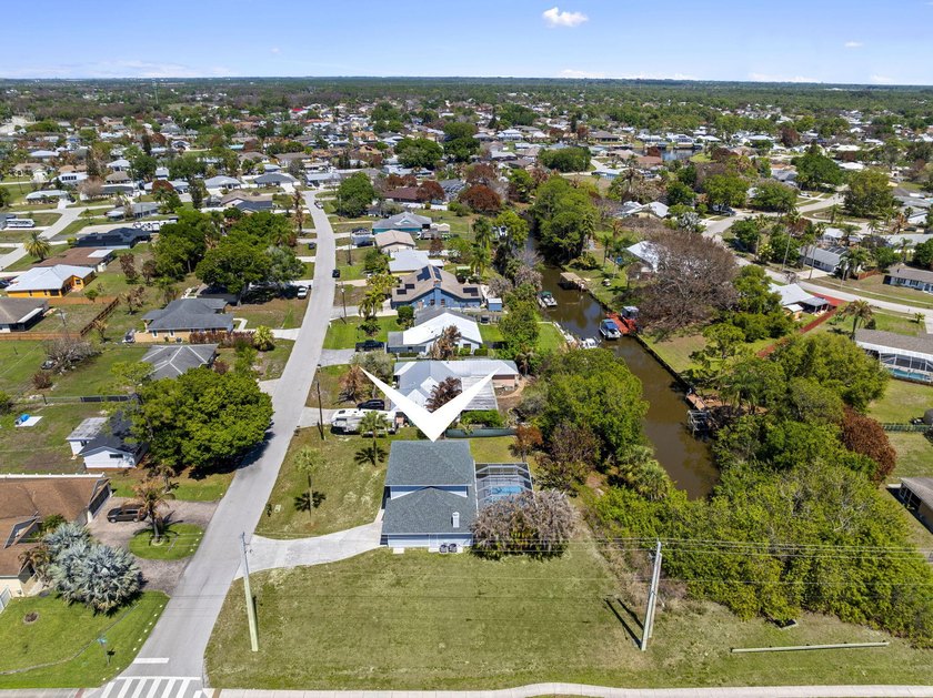 Positioned on a navigable finger of the St. Lucie River with - photo 56