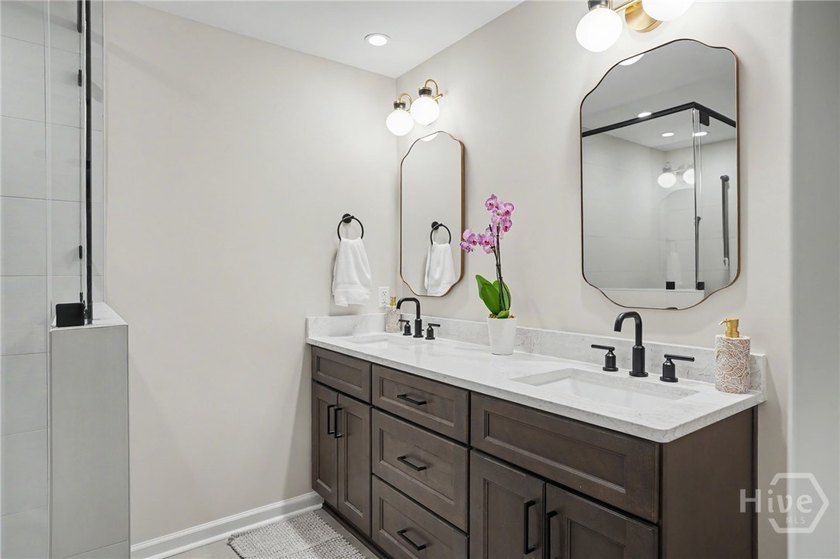 Completely renovated from top to bottom, this exceptional - photo 18