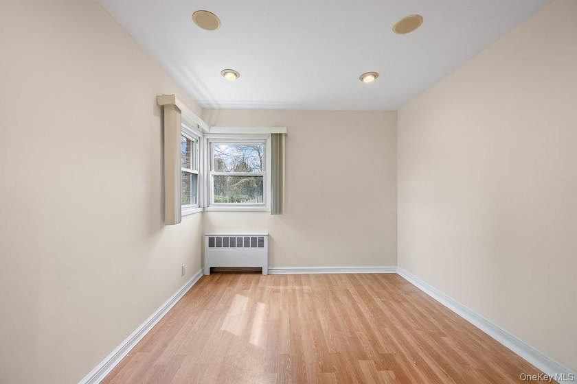Unbeatable Location! Situated on a quiet cul-de-sac in the - photo 7