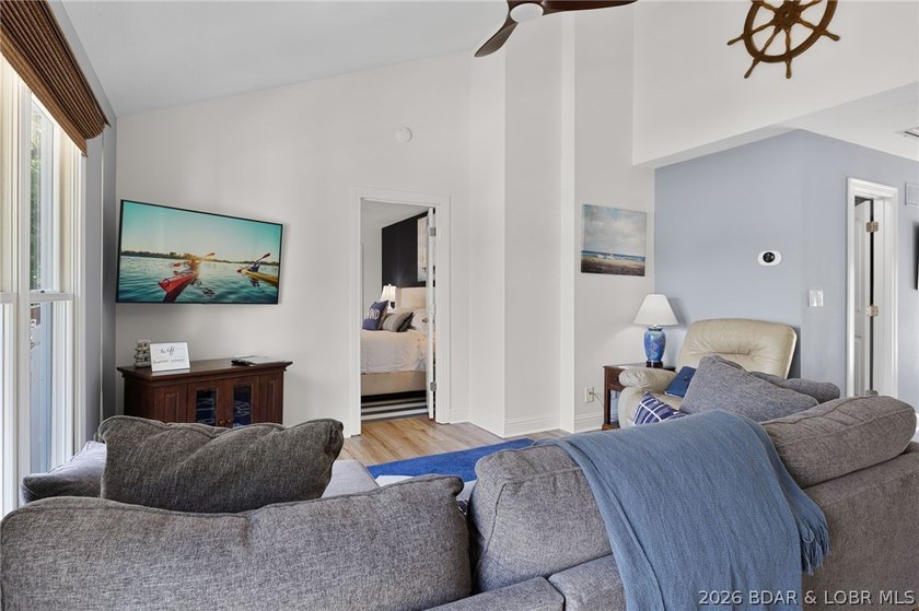 The ultimate Lake of the Ozarks retreat awaits at this premier - photo 15