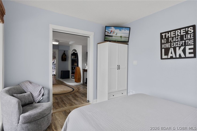 The ultimate Lake of the Ozarks retreat awaits at this premier - photo 31