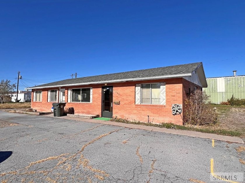 PRIME COMMERCIAL OPPORTUNITY - GREAT COMMERCIAL BUILDING ON - photo 3