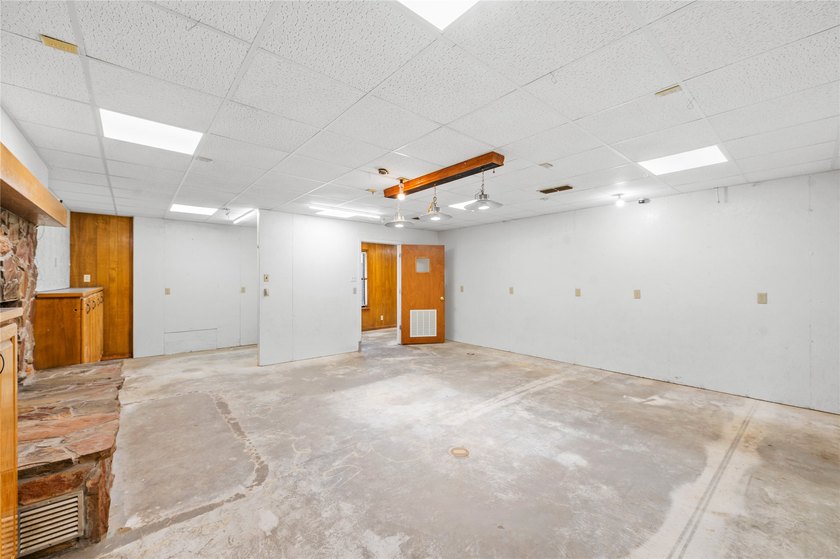 Endless possibilities await with this one of a kind property! - photo 20