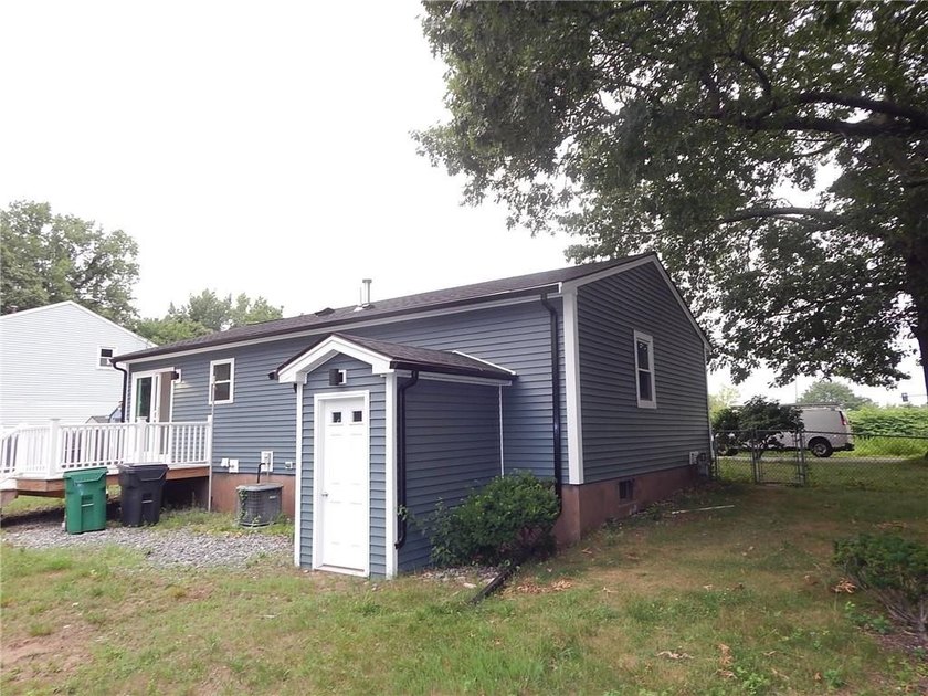 Move-in-condition 3-bedroom Ranch that was completely updated 2 - photo 30