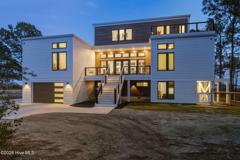 **A Private Waterfront Estate on Topsail Sound** Perfectly - photo 7