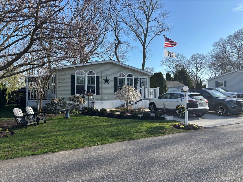 Welcome to Glenwood Village a 55+ Manufactured Home Community - photo 2