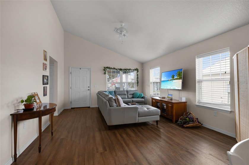 Welcome to this beautifully maintained 3-bedroom, 2-bath home in - photo 18