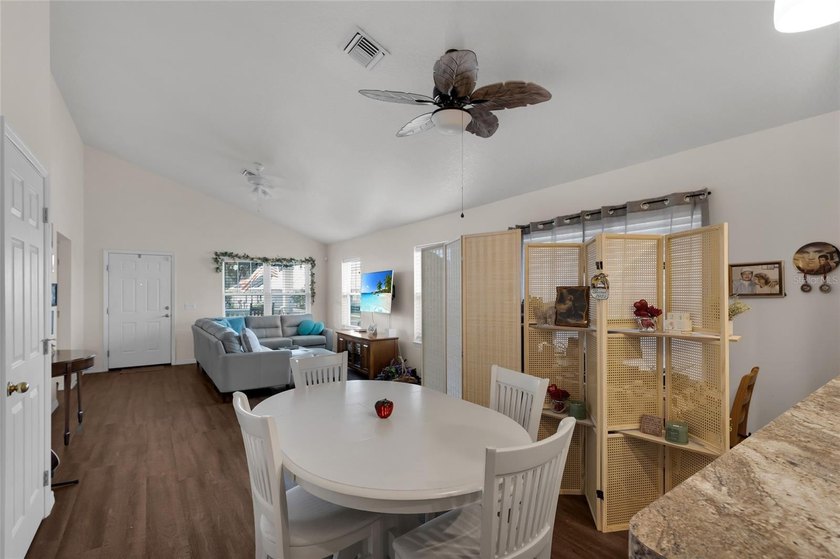 Welcome to this beautifully maintained 3-bedroom, 2-bath home in - photo 20