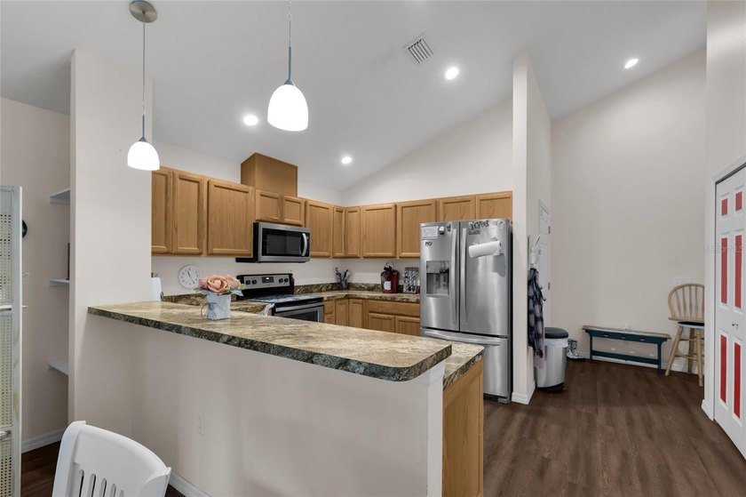 Welcome to this beautifully maintained 3-bedroom, 2-bath home in - photo 24