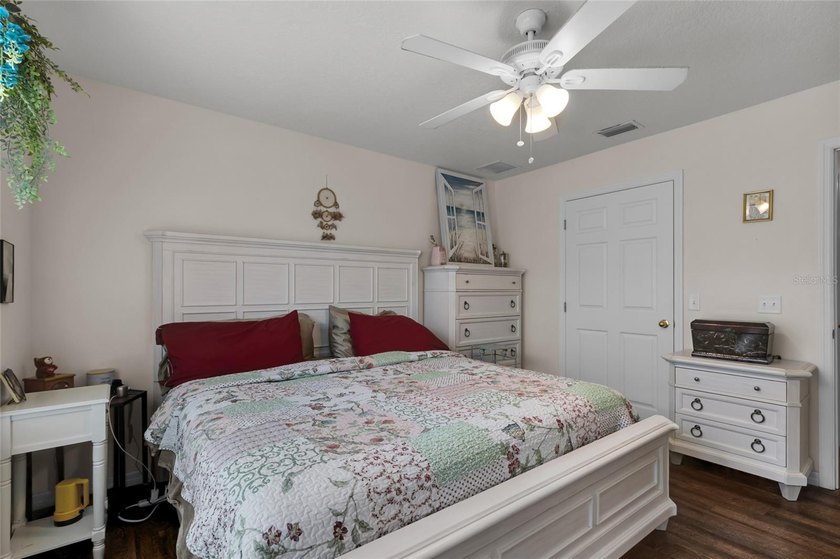 Welcome to this beautifully maintained 3-bedroom, 2-bath home in - photo 26