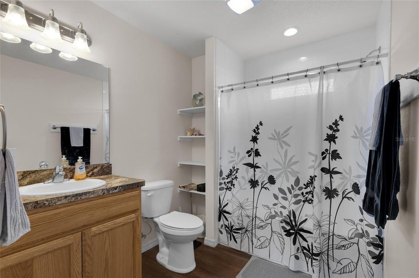 Welcome to this beautifully maintained 3-bedroom, 2-bath home in - photo 27