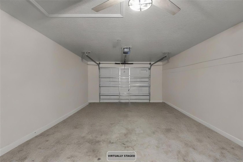 Welcome to this beautifully maintained 3-bedroom, 2-bath home in - photo 31
