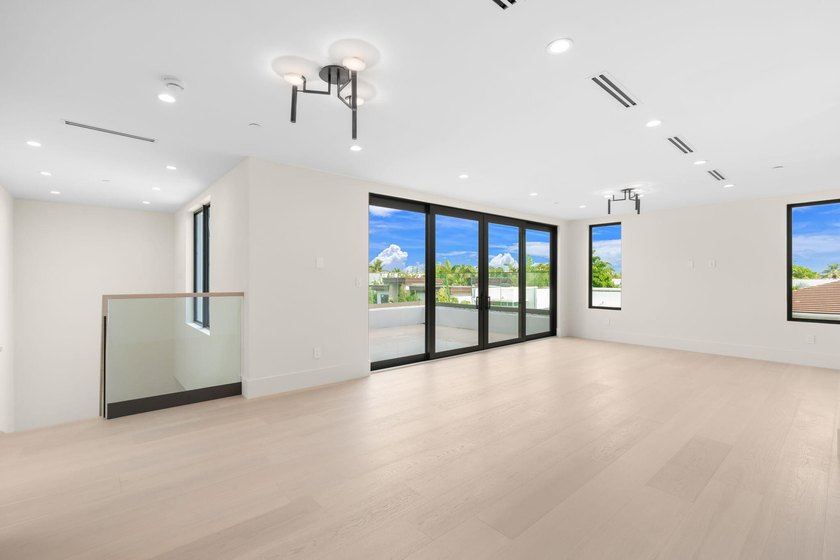 LIVE YOUR DREAM! RARE luxurious designed home on Corner Lot of - photo 40