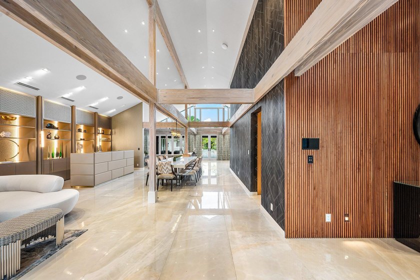 Contemporary Boca Raton Masterpiece with private 82-foot - photo 13