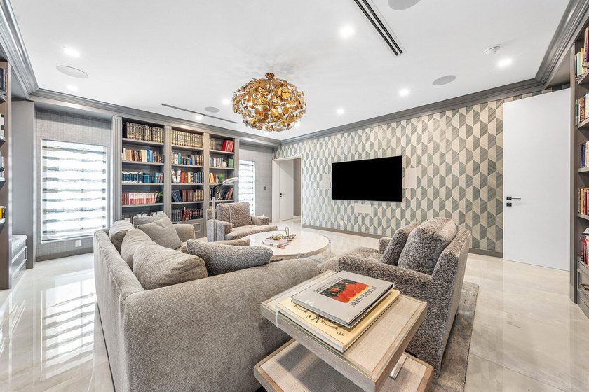 Contemporary Boca Raton Masterpiece with private 82-foot - photo 35