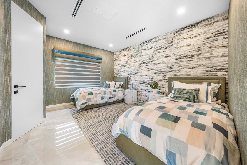Contemporary Boca Raton Masterpiece with private 82-foot - photo 40