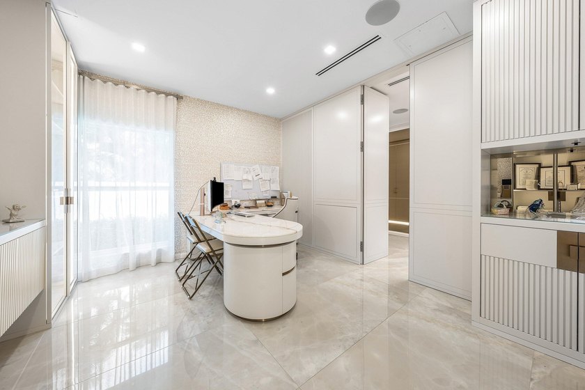 Contemporary Boca Raton Masterpiece with private 82-foot - photo 44