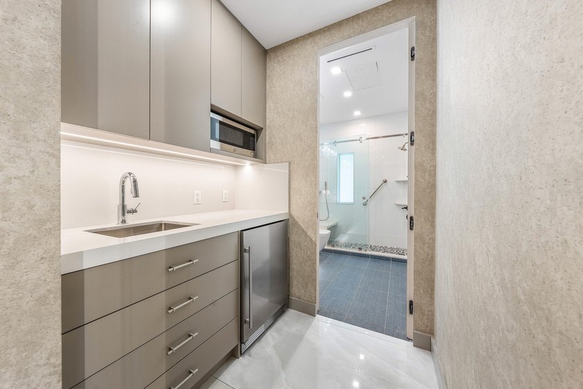 Contemporary Boca Raton Masterpiece with private 82-foot - photo 48