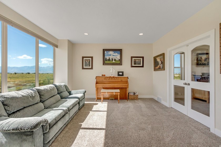 $50,000 PRICE REDUCTION!!! SELLER IS ALSO OFFERING $8,000 toward - photo 14