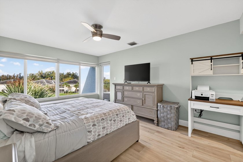 Fabulous ocean &amp; sunset views!! Beautiful 2-bedroom 2-bath - photo 17