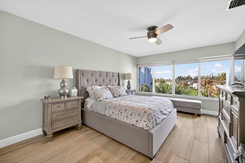Fabulous ocean &amp; sunset views!! Beautiful 2-bedroom 2-bath - photo 18
