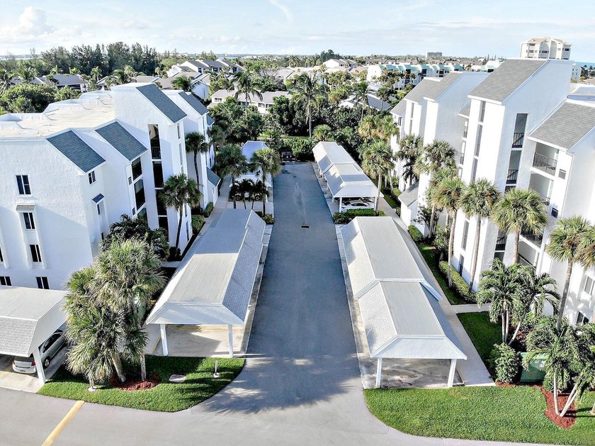 Fabulous ocean &amp; sunset views!! Beautiful 2-bedroom 2-bath - photo 32