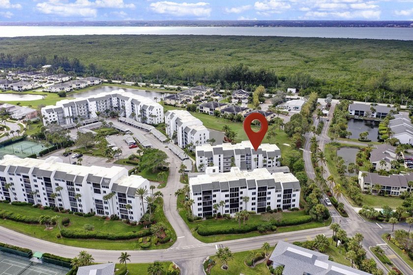 Fabulous ocean &amp; sunset views!! Beautiful 2-bedroom 2-bath - photo 35