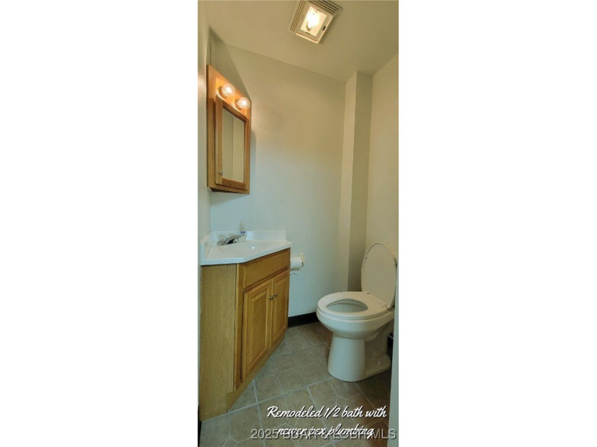 1675 Sq ft in this remodeled property located on main street in - photo 7