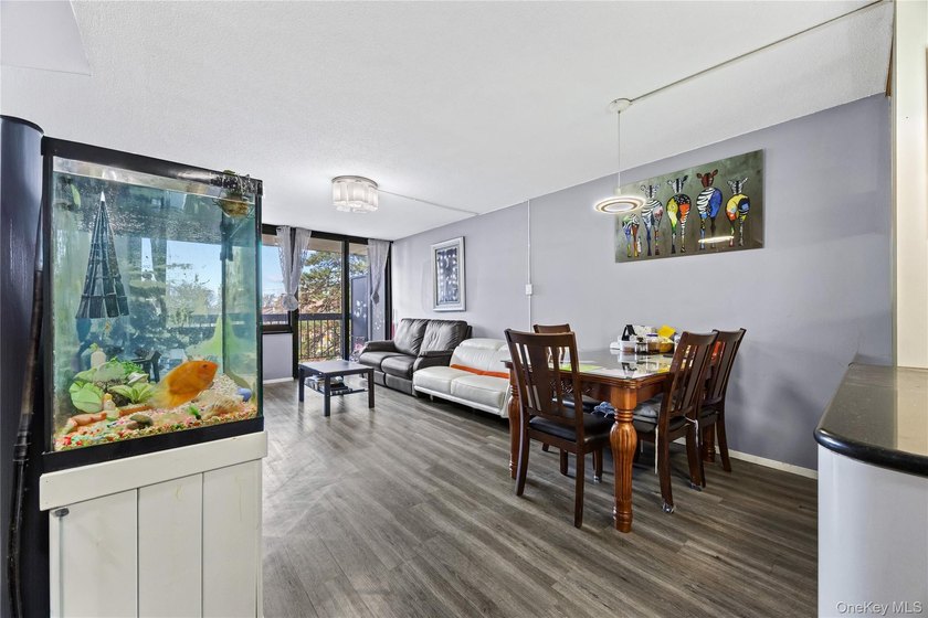 Rare Opportunity at the prestigious Village Mall at Hillcrest - photo 3