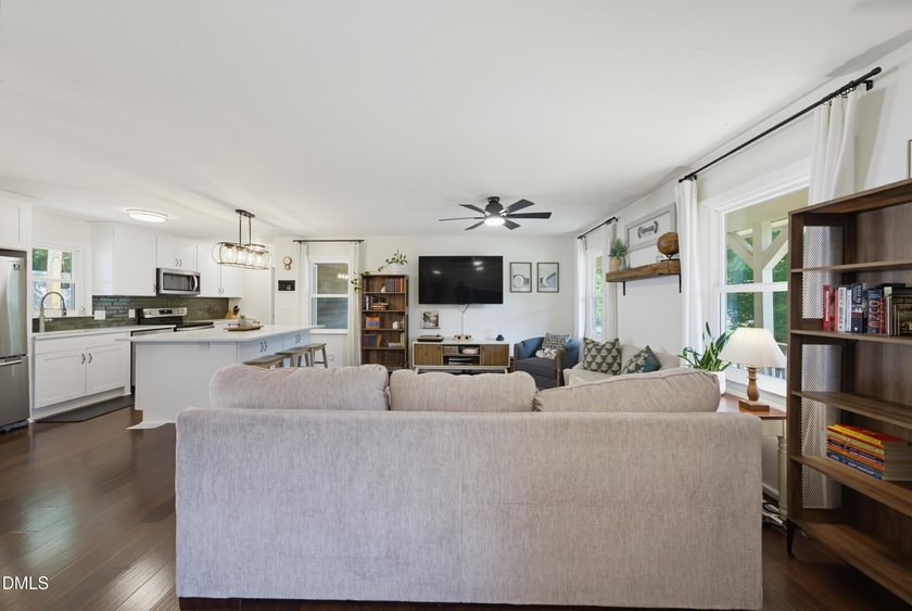 Beautifully updated ranch home in a fantastic Garner location - photo 7