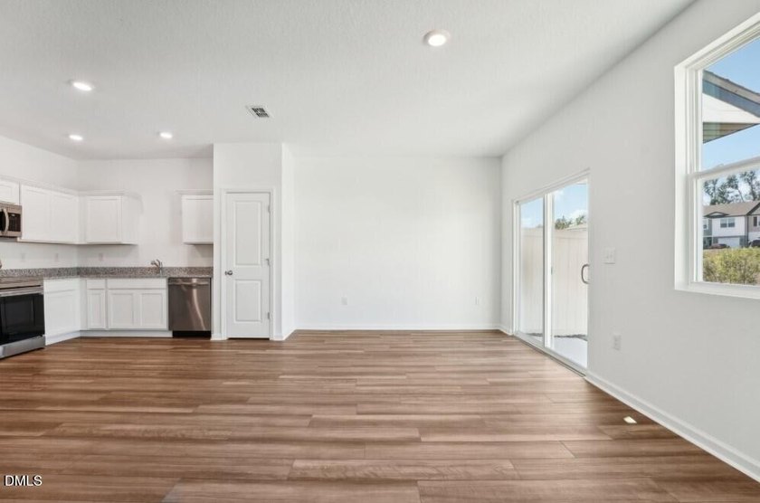 SPECIAL FINANCING INCENTIVES AVAILABLE! Welcome to Glenn - photo 8