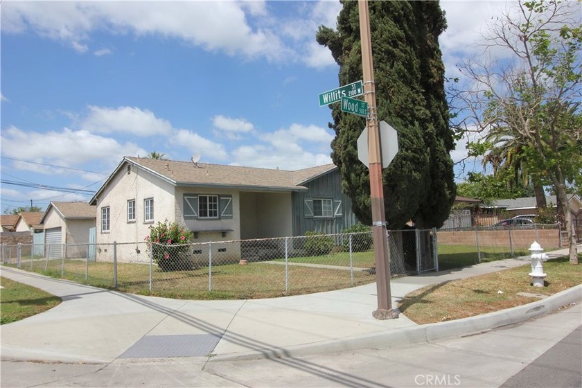 Probate Fixer Opportunity! This is a court-confirmation sale - photo 4