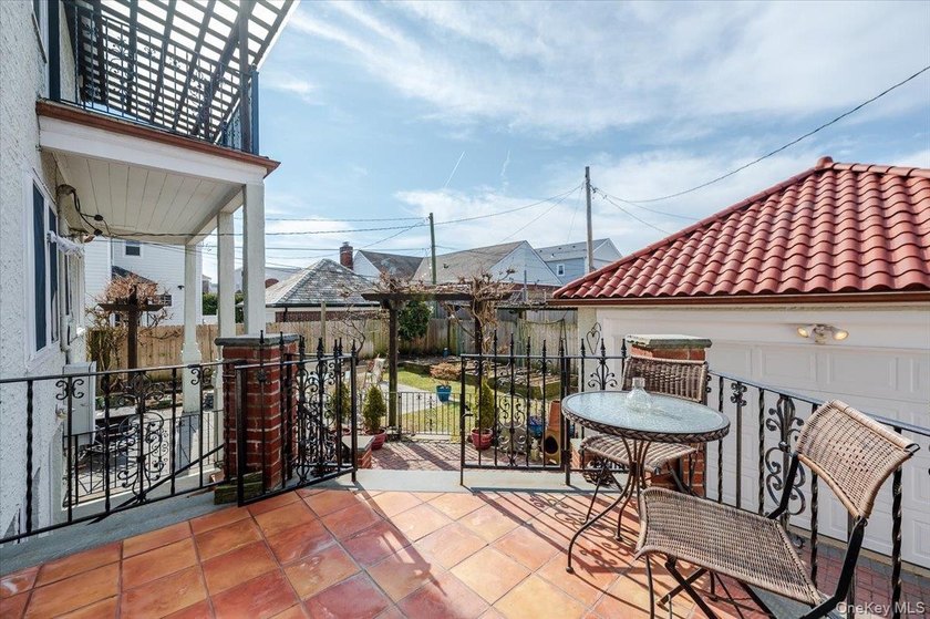Motivated! OCEAN VIEW MINI ESTATE! ALL UPDATED, NEW PRICE and - photo 14