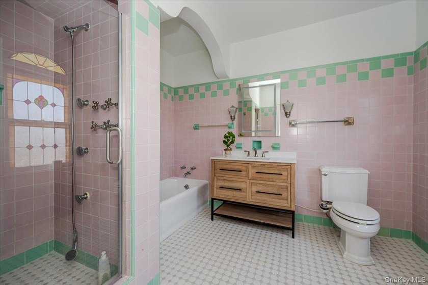 Motivated! OCEAN VIEW MINI ESTATE! ALL UPDATED, NEW PRICE and - photo 21
