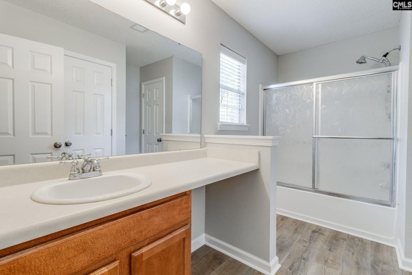 Welcome to this beautifully updated 5-bedroom, 3.5-bath home - photo 23
