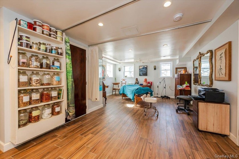 Motivated! OCEAN VIEW MINI ESTATE! ALL UPDATED, NEW PRICE and - photo 37