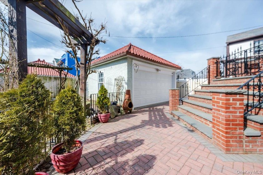 Motivated! OCEAN VIEW MINI ESTATE! ALL UPDATED, NEW PRICE and - photo 43