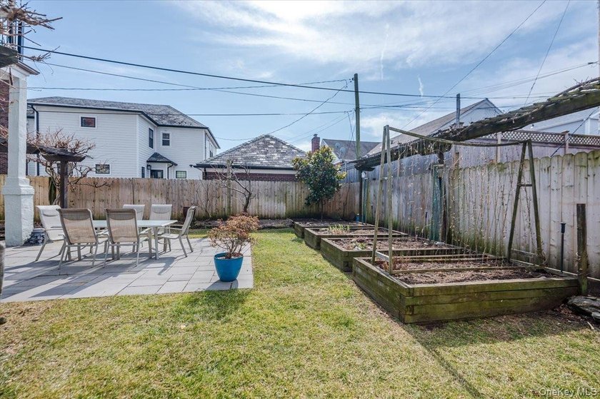 Motivated! OCEAN VIEW MINI ESTATE! ALL UPDATED, NEW PRICE and - photo 45