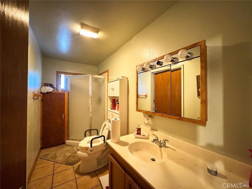 Galloping Vines Estates is a rare opportunity to own a private - photo 15