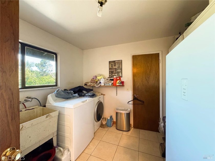 Galloping Vines Estates is a rare opportunity to own a private - photo 20