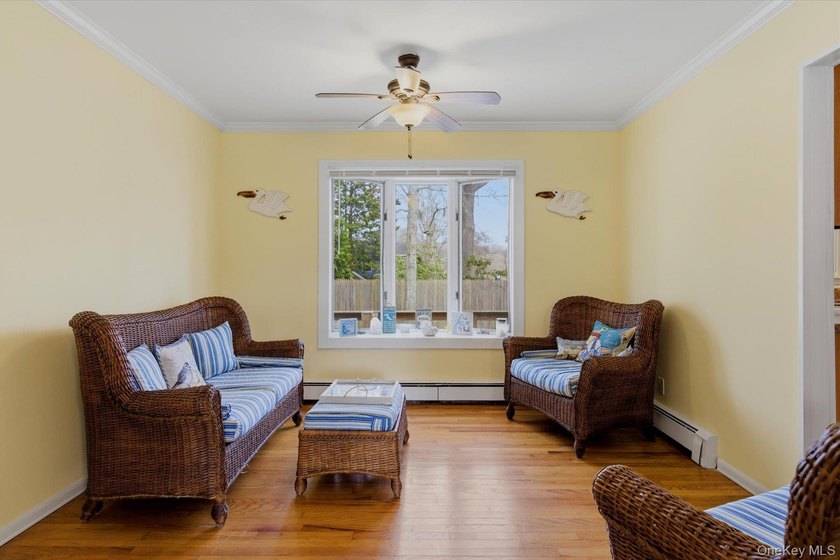 Spacious &amp; clean 3 bedroom/2.5 bath adorable ranch in the heart - photo 4