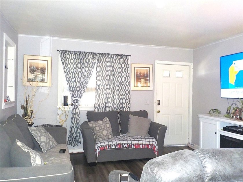 Welcome to this investment opportunity in the City of Rochester - photo 5